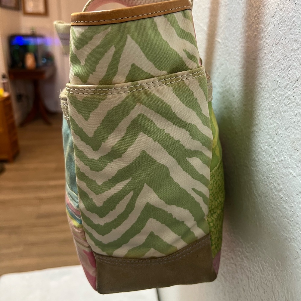 Coach Multicolor Patchwork Tote. - Picture 3 of 8